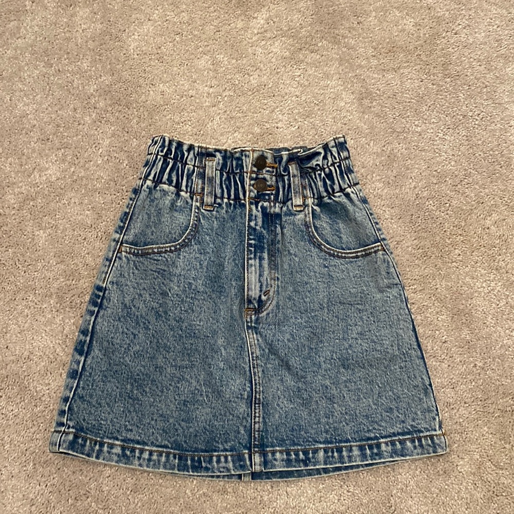 Abercrombie Ultra High Rise Women’s denim mini skirt in size 25